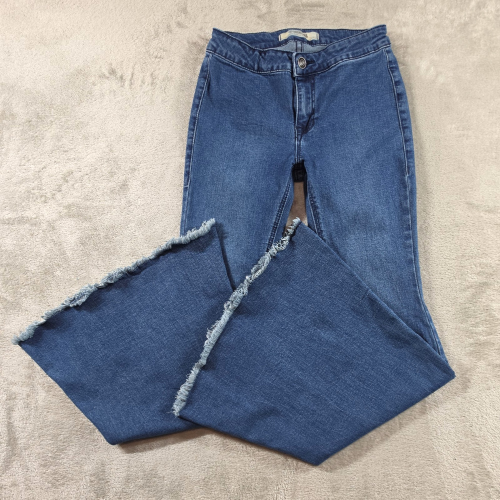 Rock & Roll Cowgirl Jeans 26x32 Bargain Button Bell Raw Hem BOHO Western